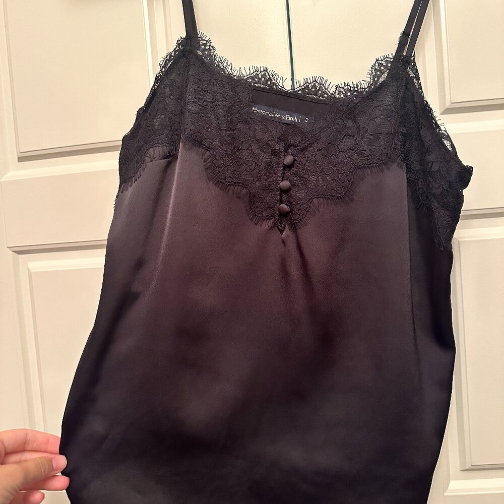 Black Abercrombie lace tank